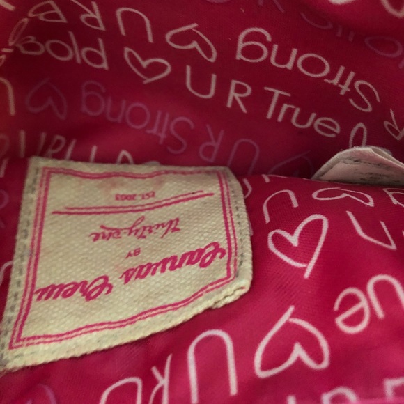 ๐ณ3 pc BUNDLE:  1 MAKEUP BAG, 1 pair SUNGLASSES & dust bag ๐ณ - Picture 5 of 6